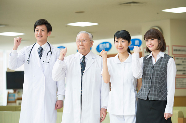 紙カルテを電子化する際のガイドラインは?電子カルテに移行するメリットと注意点も